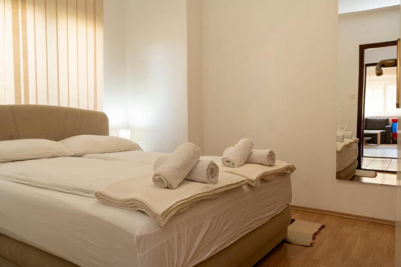 Apartman Curcic Knin Εξωτερικό φωτογραφία
